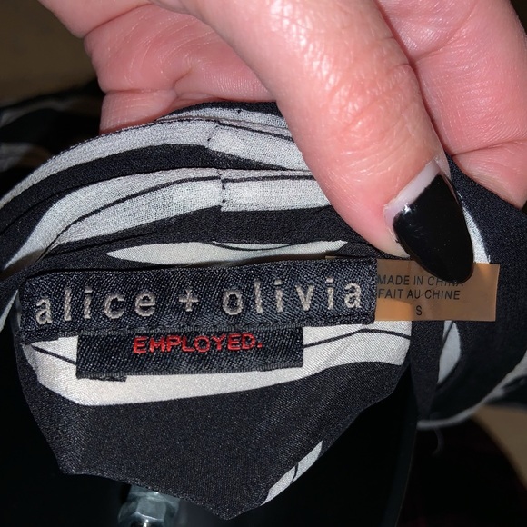 Alice and Olivia Black & White Silk Striped Blouse - Picture 13 of 15